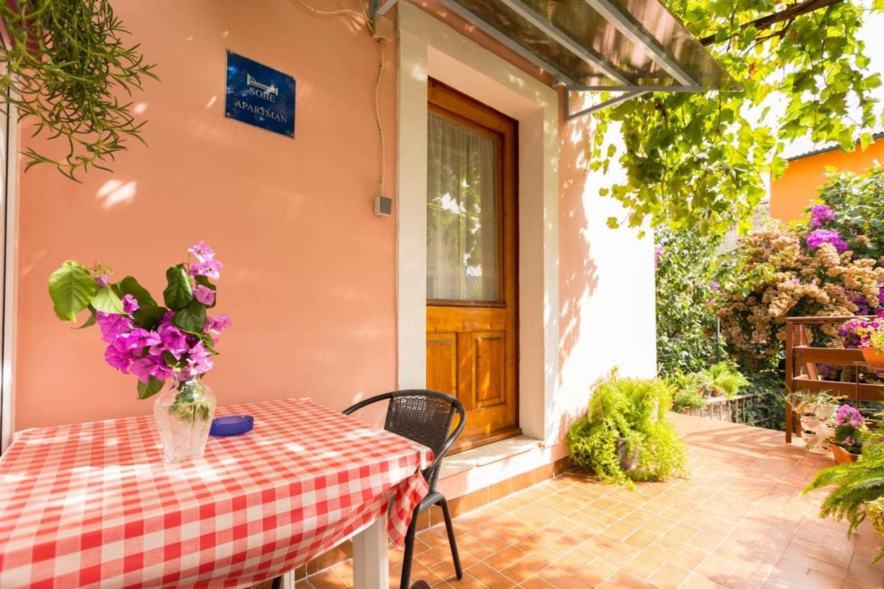Apartments By The Sea Mali Losinj Veli Lošinj Dış mekan fotoğraf